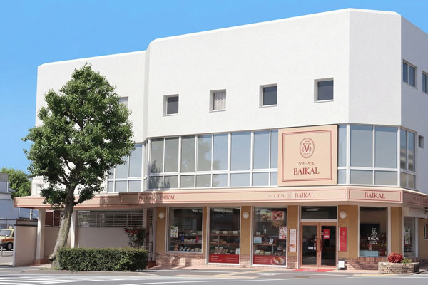 バイカル金閣寺店